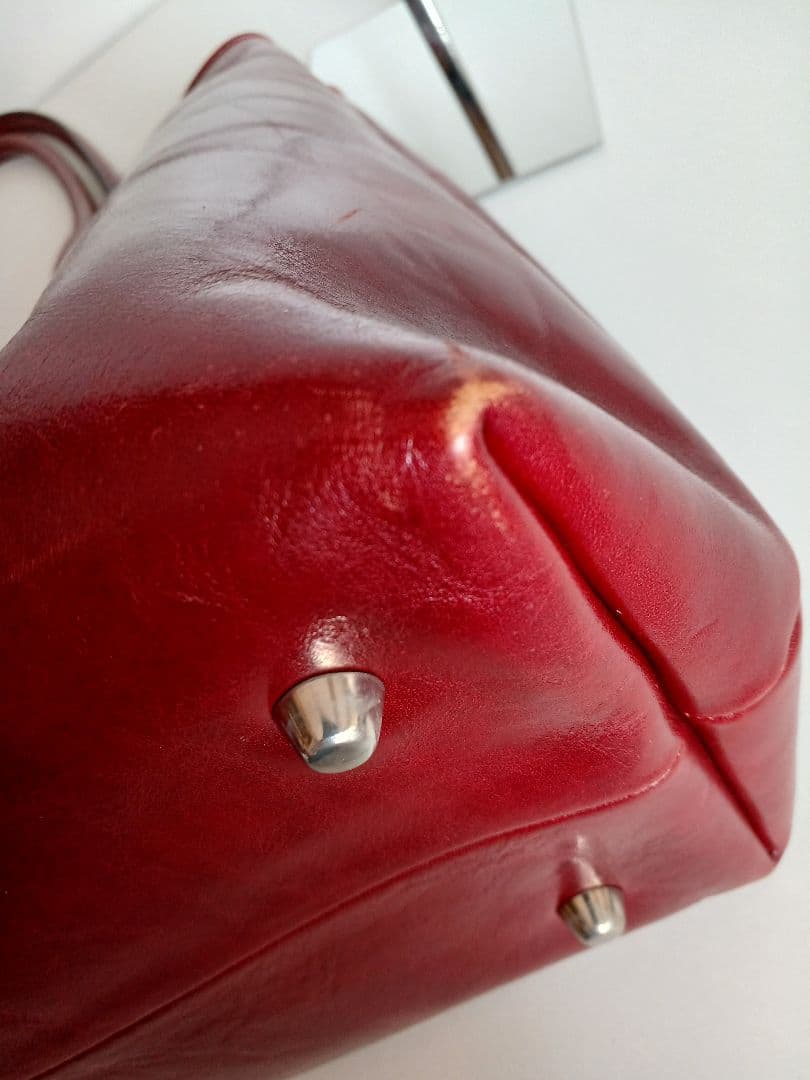 定価108000円(税込)　ペローニ　レザートート　RED　美品