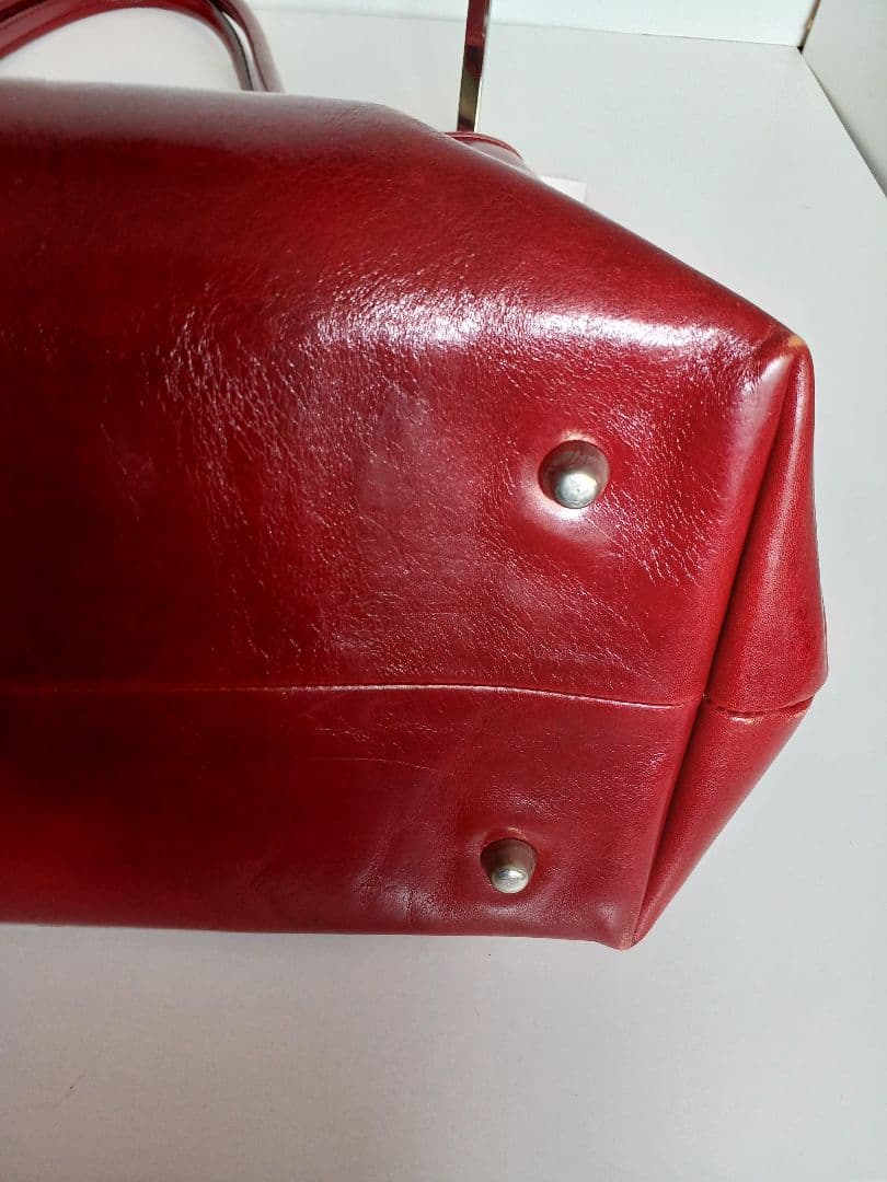 定価108000円(税込)　ペローニ　レザートート　RED　美品