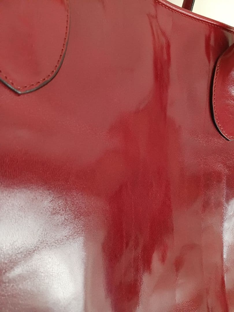 定価108000円(税込)　ペローニ　レザートート　RED　美品