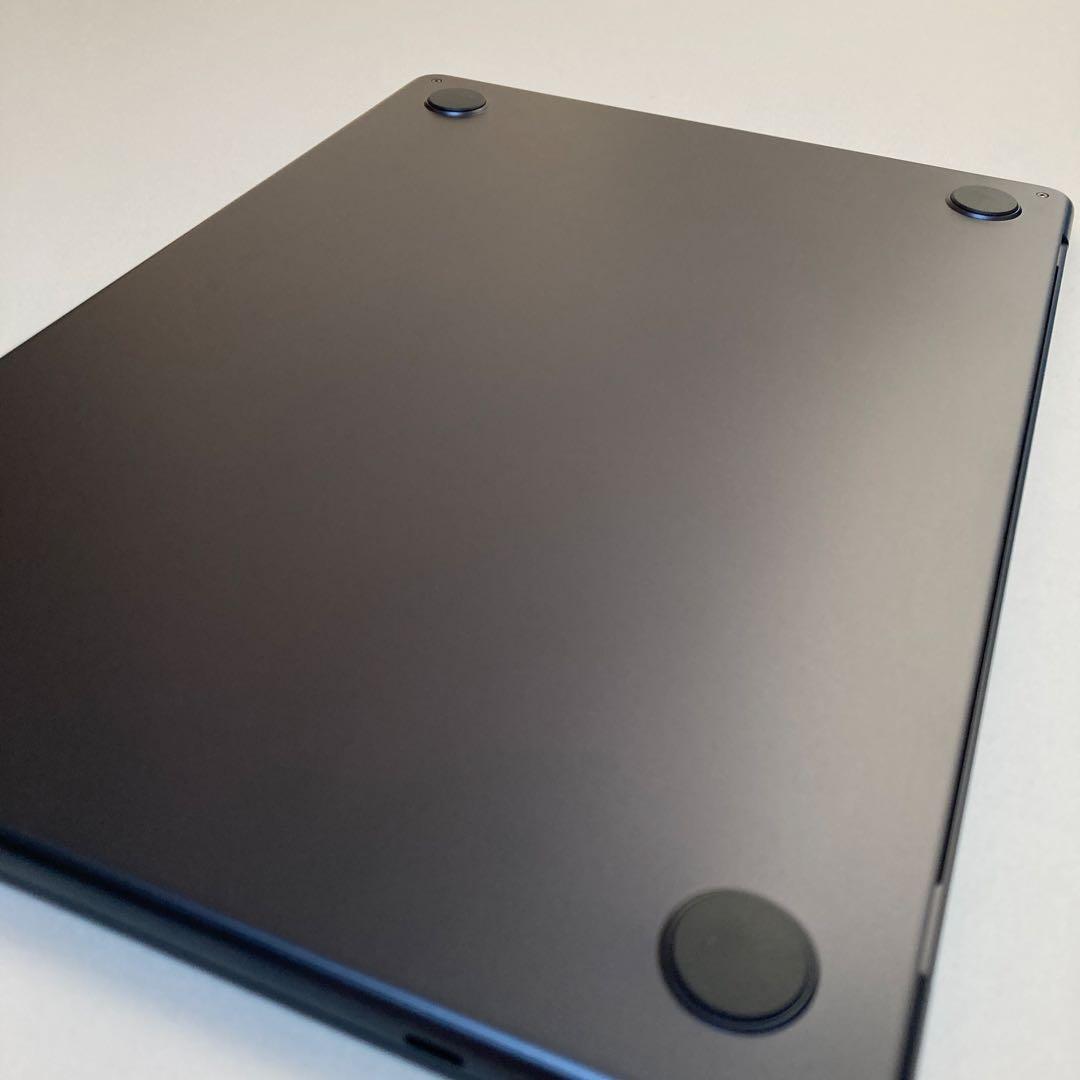 MacBook Air M4　2025 ほぼ未使用　2026年1月購入充放電4回