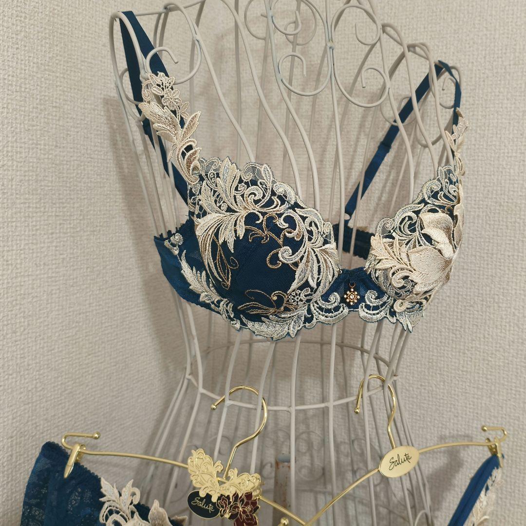 Salute サルート 店舗限定 プレステージ 78G 歌舞伎 ブラジャー