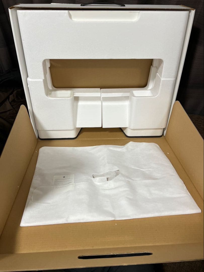 imac 21.5インチ　デスクトップパソコン