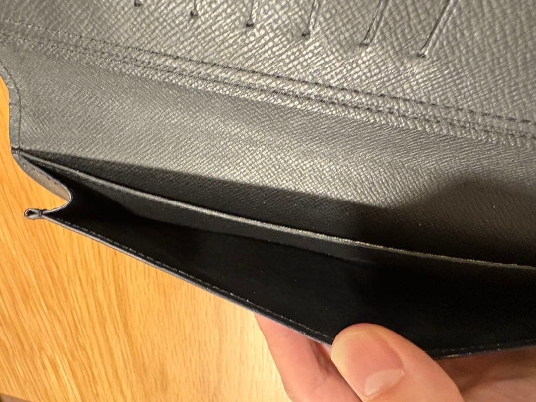 Louis Vuitton ブラック 長財布　ポルトフォイユ ブラザ