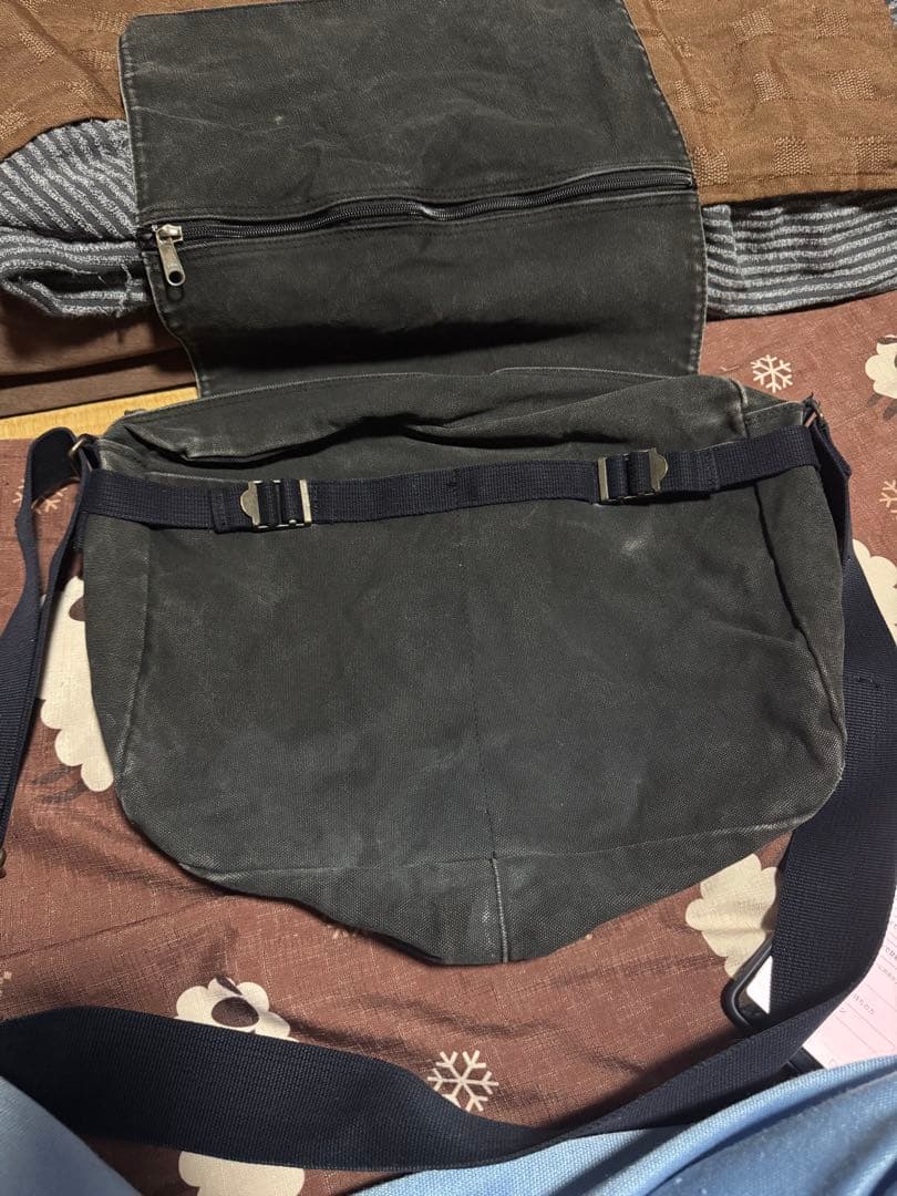 beauty:beast メッセンジャーバッグ 限定版 黒