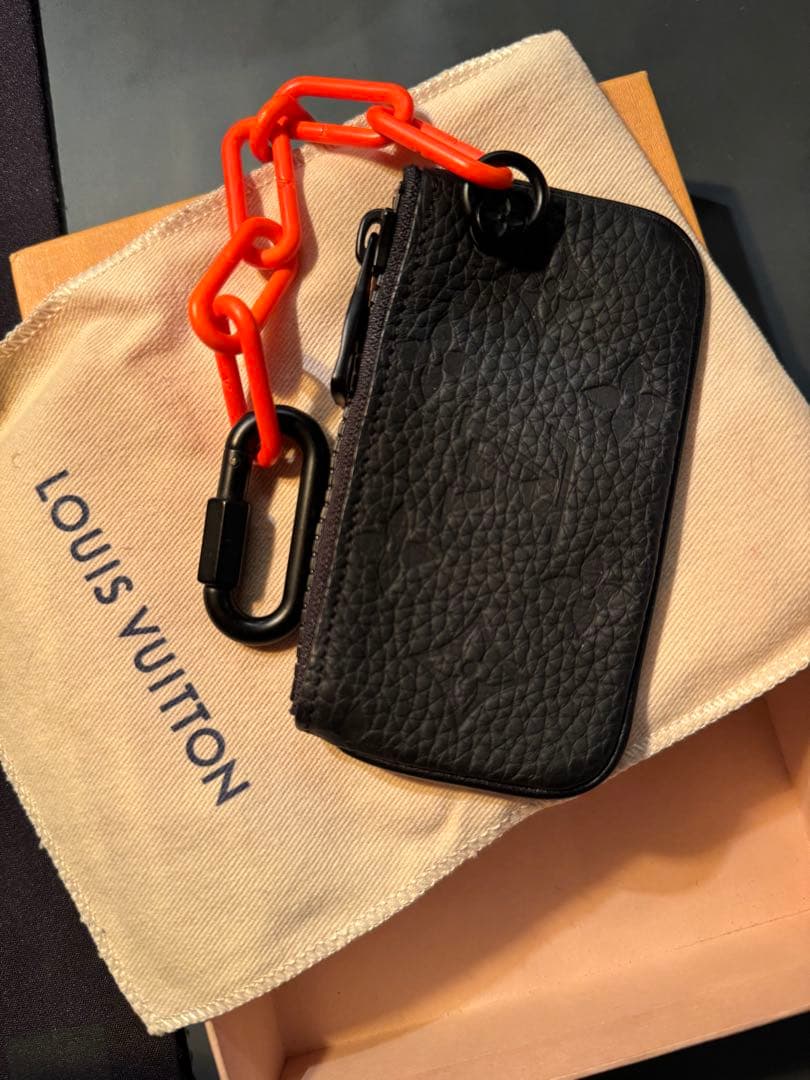 ルイヴィトン ヴァージルアブロー ポシェットクレ