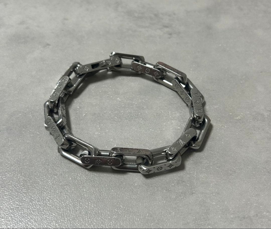 ぽ*☆様 Louis Vuitton シルバーリンクチェーンブレスレット