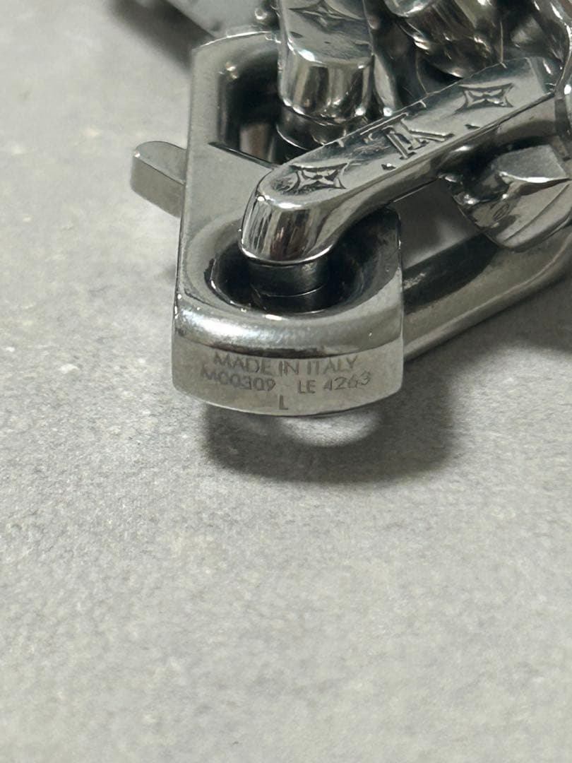 ぽ*☆様 Louis Vuitton シルバーリンクチェーンブレスレット