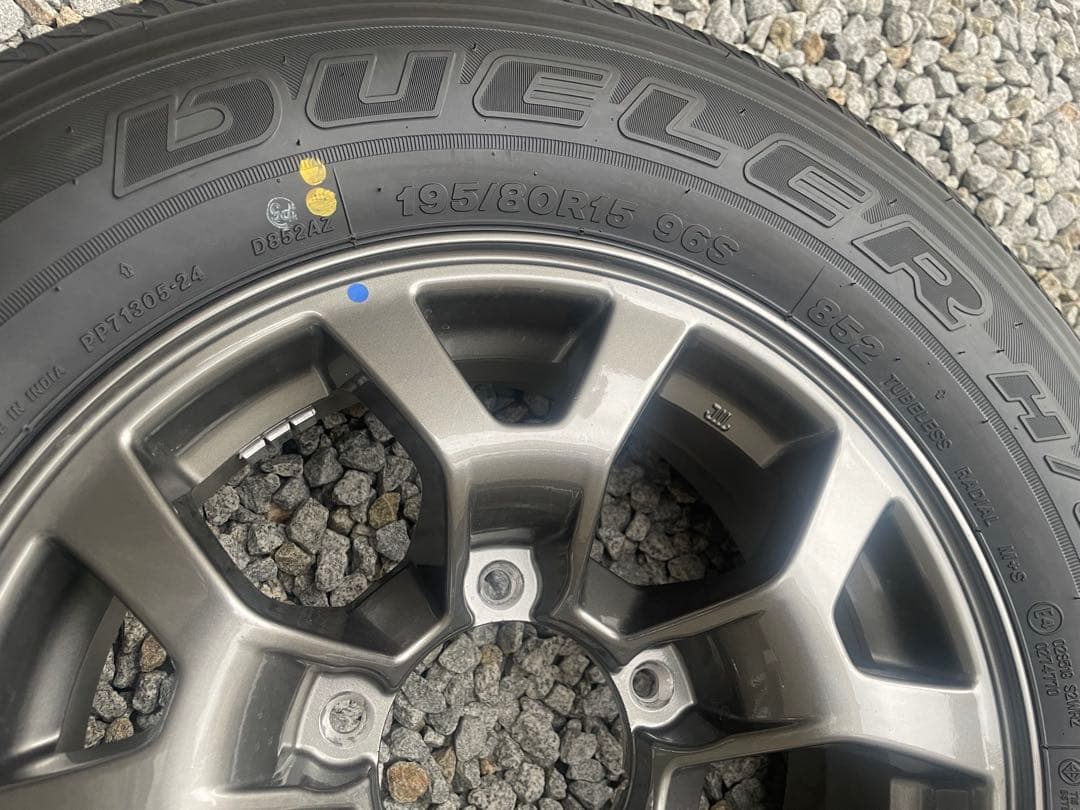 ジムニーノマド純正ホイールタイヤセット4本送料込み