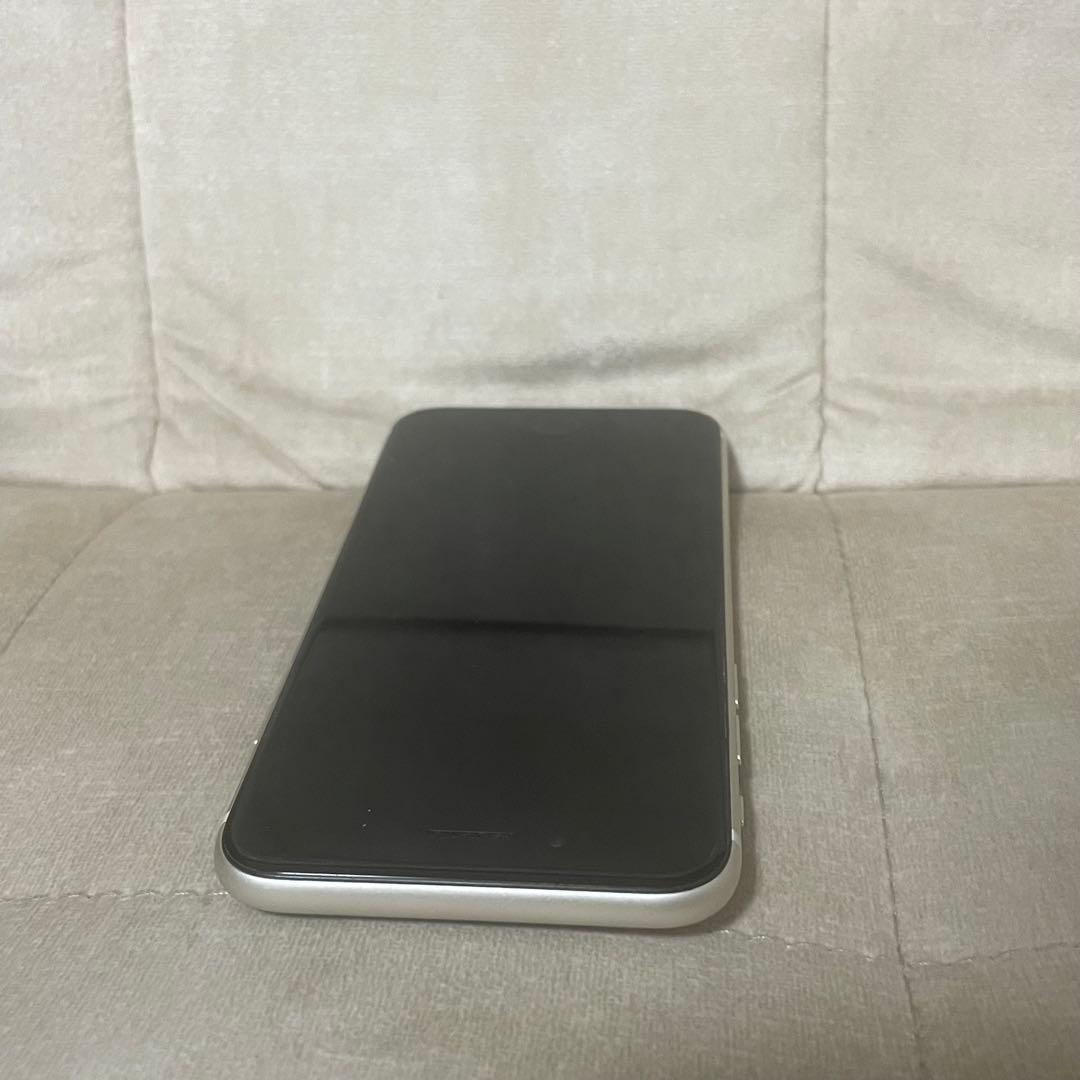 <バッテリー100> Apple iPhone SE3 64GB スターライト