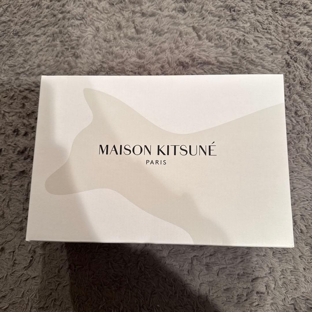 Masion Kitsune メゾンキツネ スニーカー