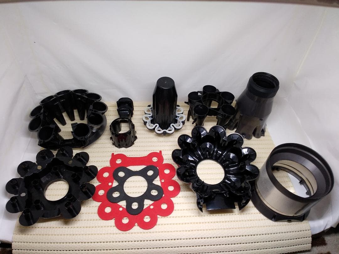 ダイソン　掃除機　SV11新品バッテリー交換、分解清掃済　⑮