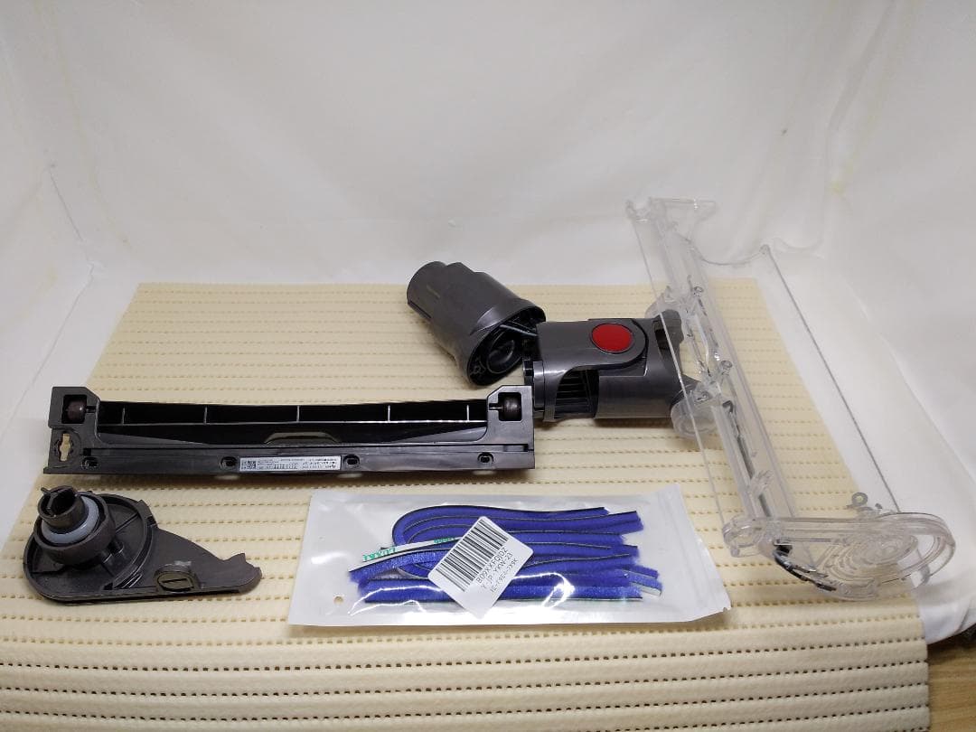 ダイソン　掃除機　SV11新品バッテリー交換、分解清掃済　⑮