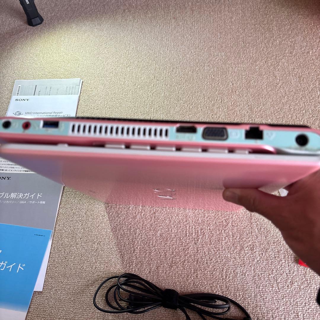 SONY VAIO ノートPC SVE151J13N