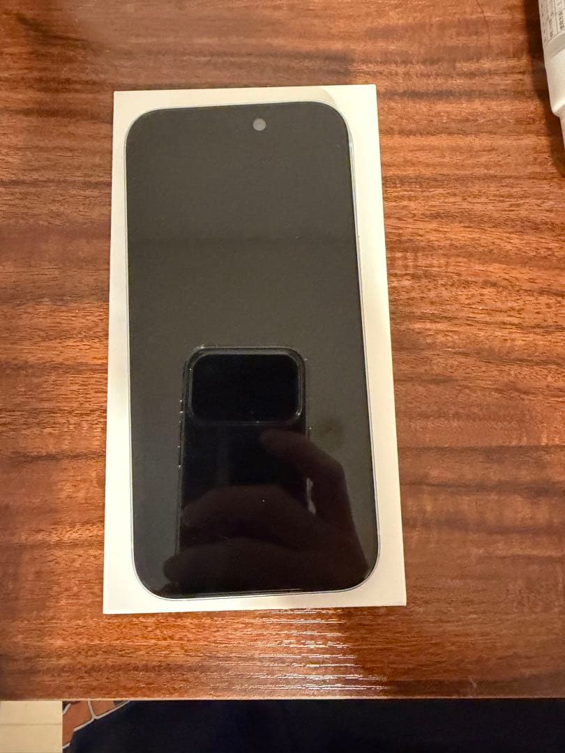 iPhone15ブルー128G