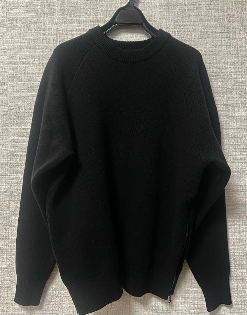 regleam サイドファスナーエンボスニット