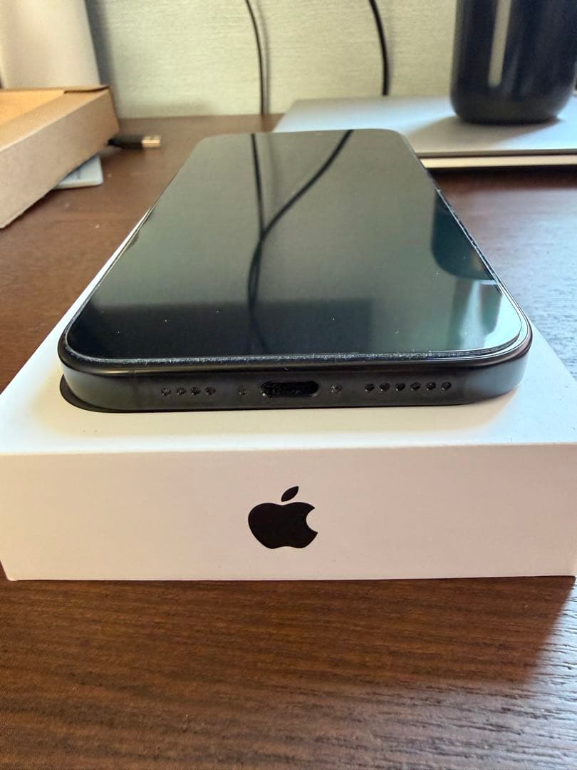 iPhone16 Pro Max ブラックチタニウム SIMフリー