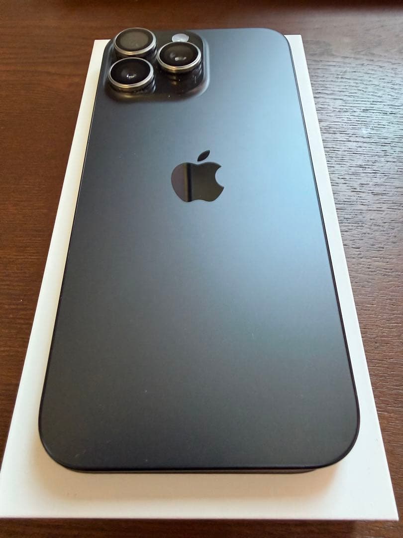 iPhone16 Pro Max ブラックチタニウム SIMフリー