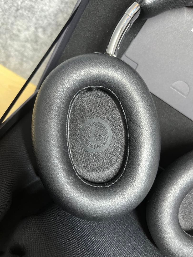 【美品】MONTBLANC MB 01 オーバーイヤーヘッドフォン ブラック