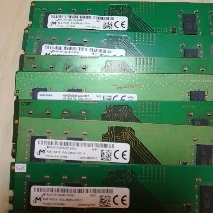 DDR4 4GBメモリーセット18枚