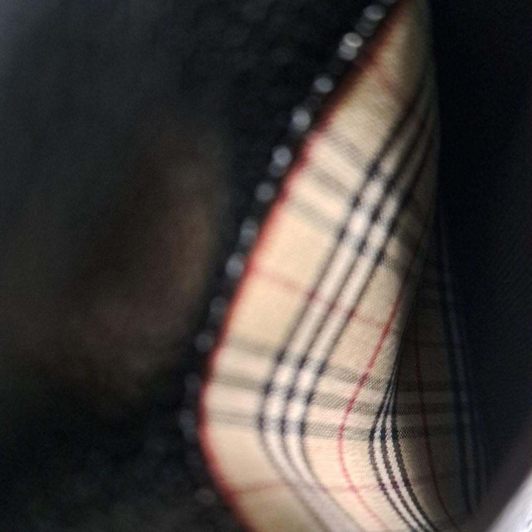 ✨️新品未使用✨️BURBERRYバーバリー　黒　ケース　専用箱&袋付き