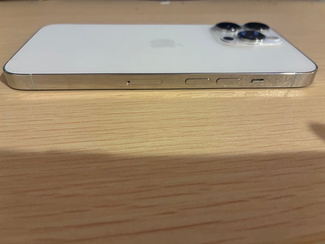 Apple iPhone 13 Pro 256GB BT:100% SIMフリー