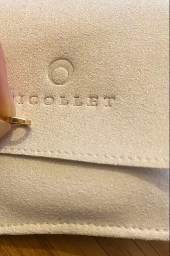 む*め様 picollet 片耳フープピアス　イエローゴールド　ピコレ　ピコレッ