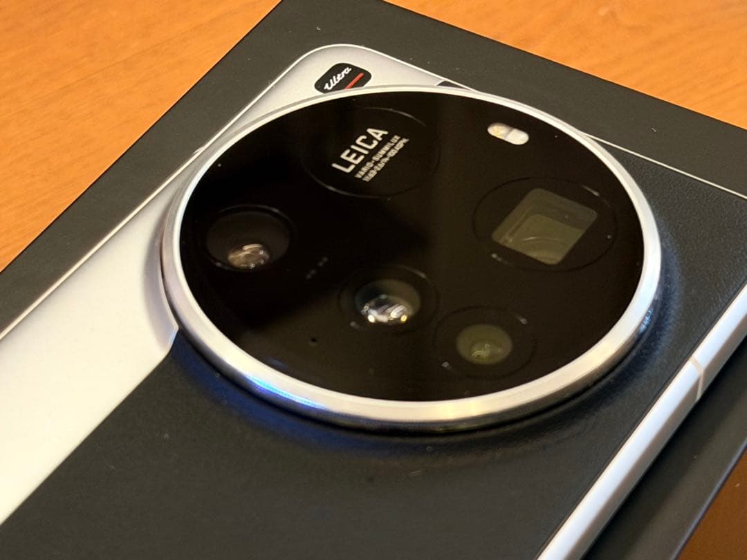 Xiaomi 15 Ultra 国内版 16GB/512GB シルバークローム