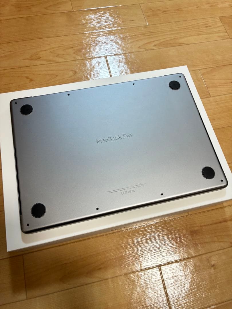 MacBook Pro M1 Pro 2021 32GB/512GB 14インチ