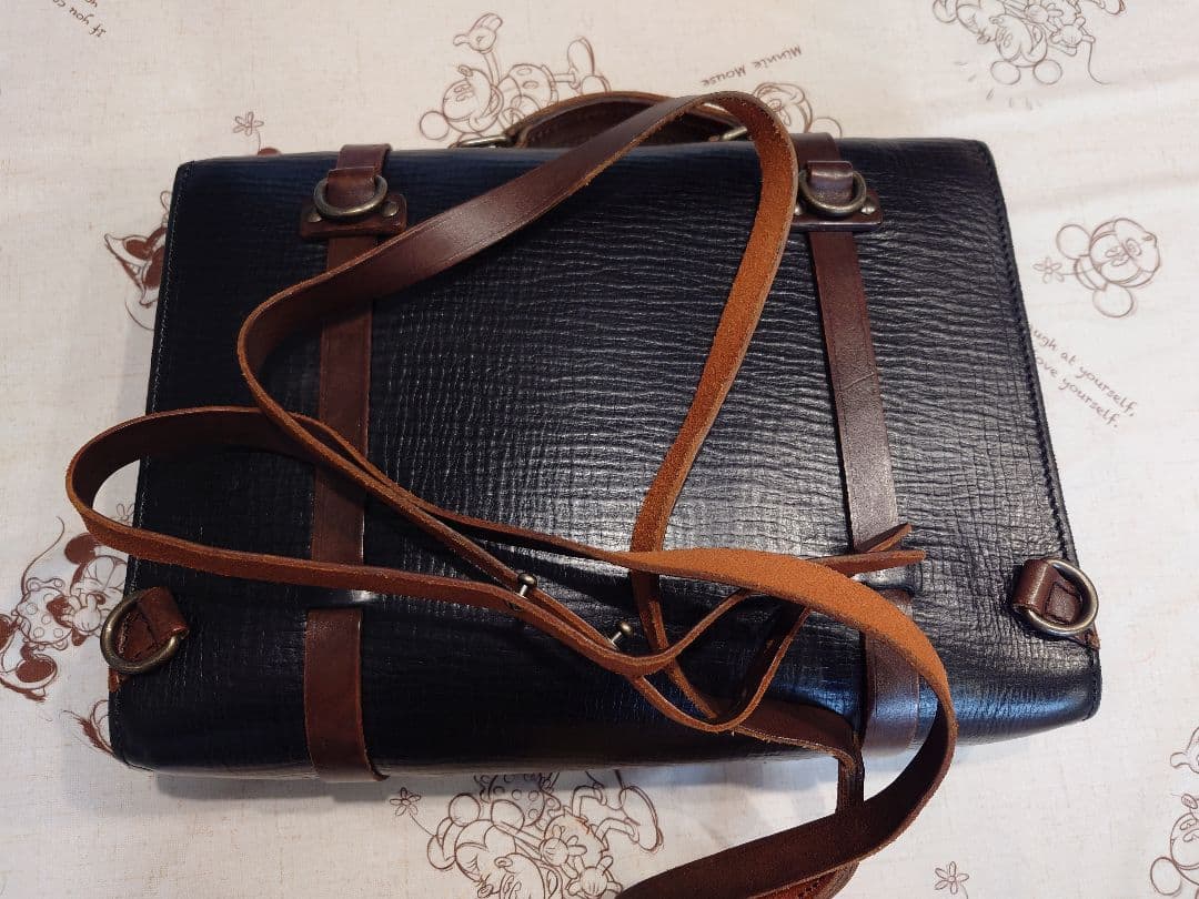 おりー　ドルチェ&ガッバーナ レザービジネス/ブリーフケース 黒