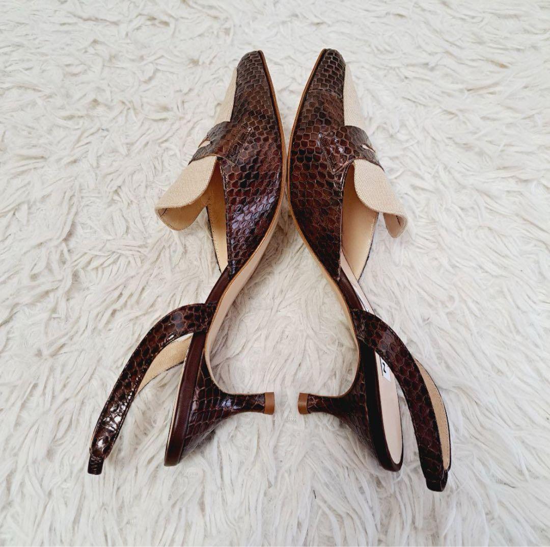 ネブローニ リネン パイソン コンビバックストラップパンプス 37.5