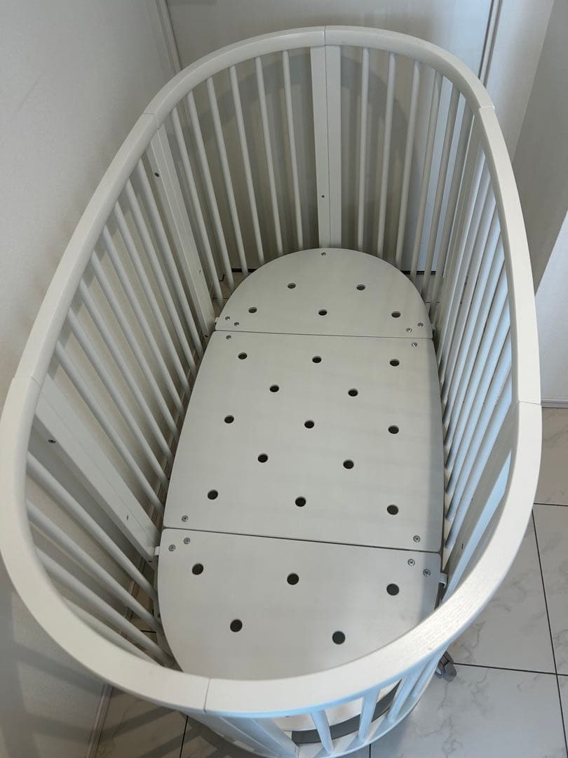 STOKKE ベビーベッド マットレス　シーツ　メッシュライナー付き