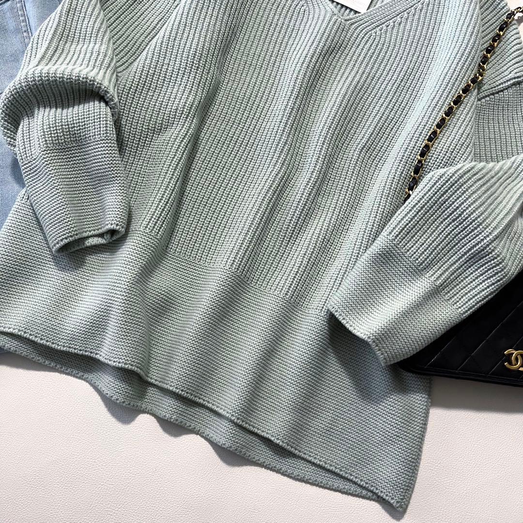 b1735 新品 アンタイトル 大きいサイズ44 Vネック ニットプルオーバー