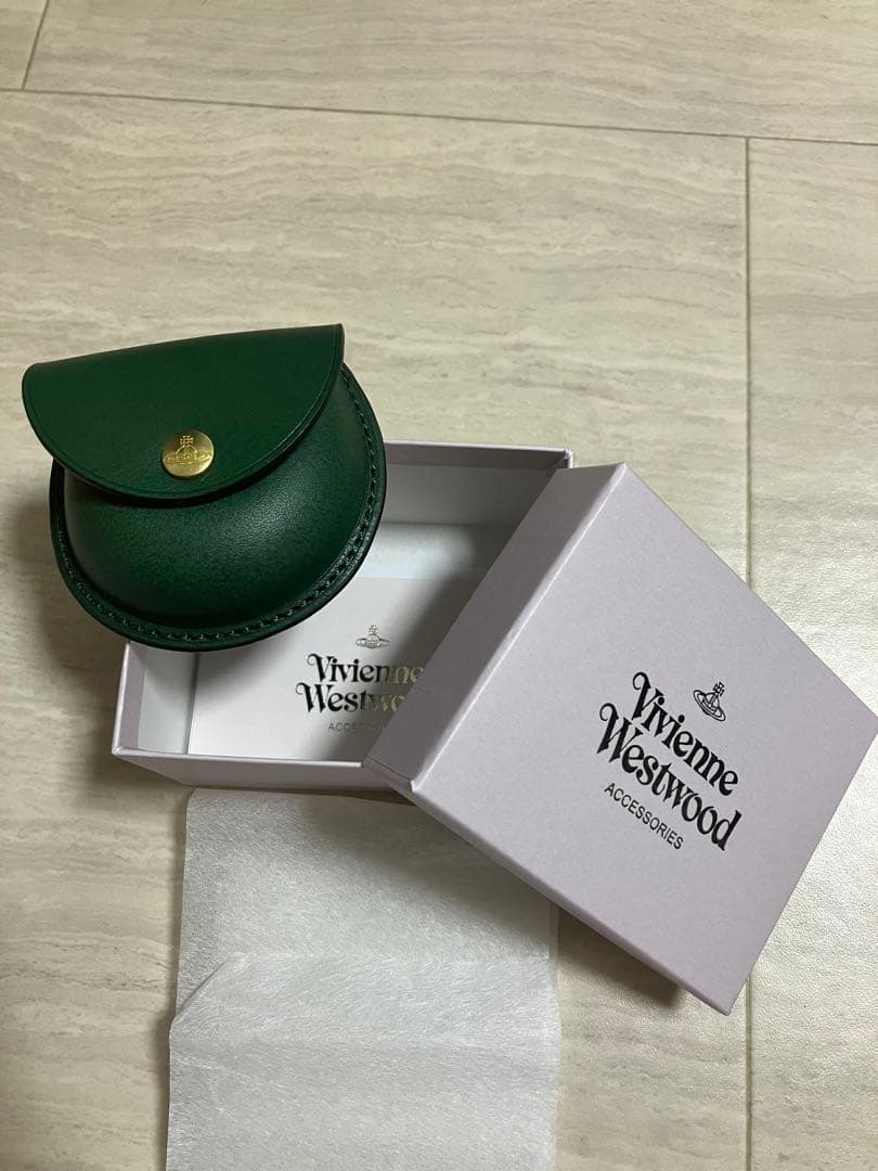 小物 Vivienne Westwood