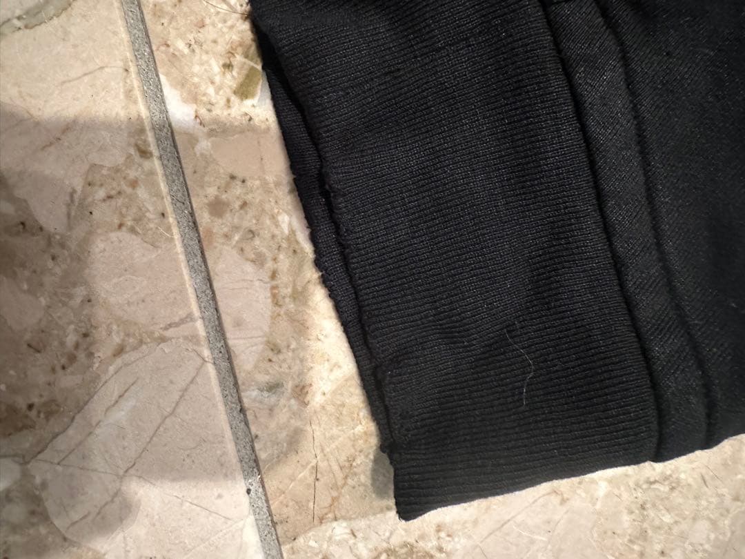 juliusユリウス パーカー