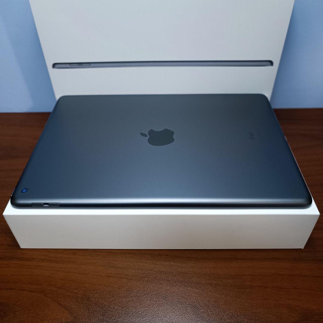 (美品) iPad 10.2 第7世代 WiFi 32GB キーボード付き