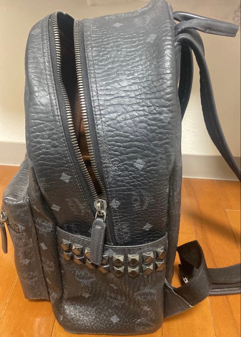 MCM グレー ロゴプリント リュック