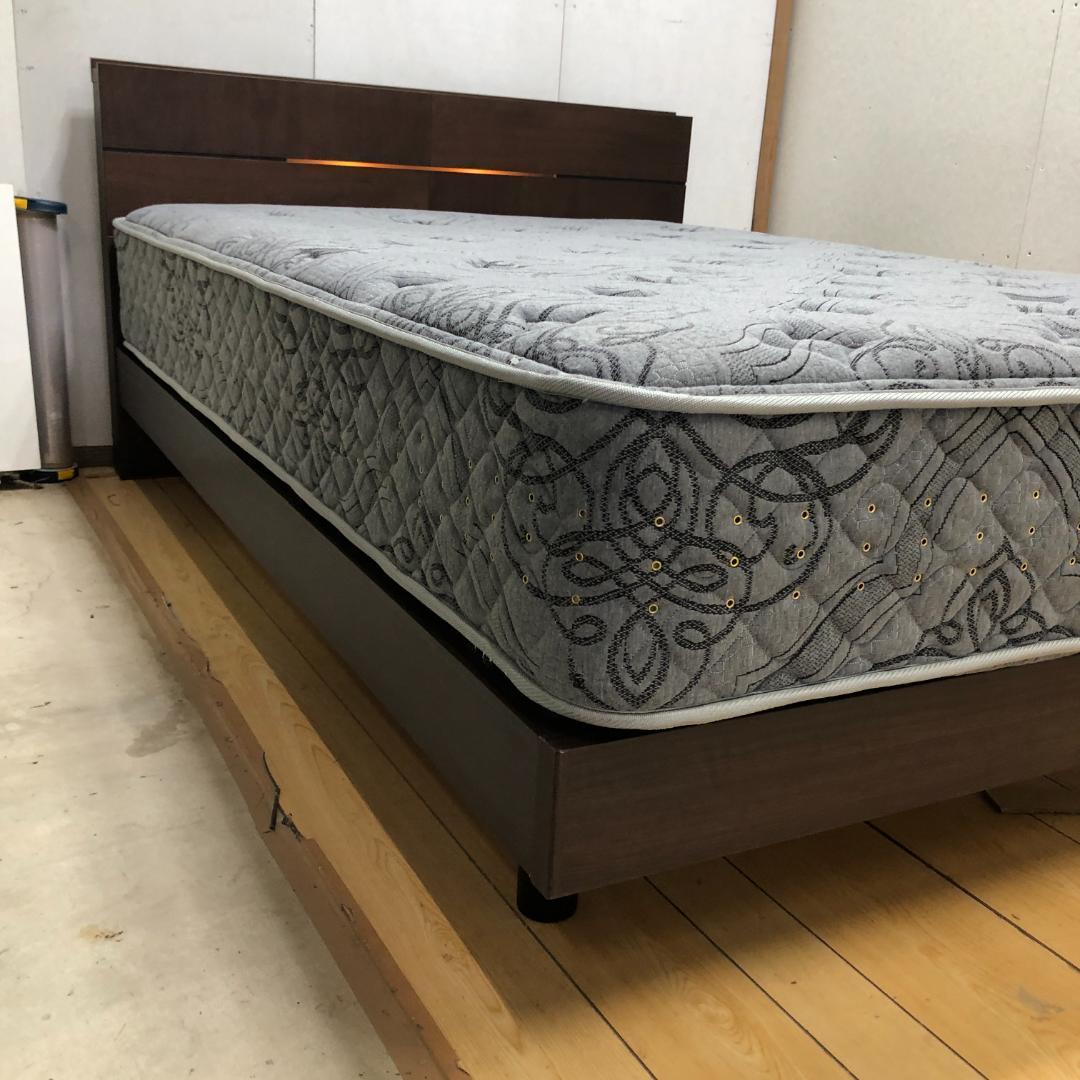 送料無料　超美品　サータ × ドリームベッド ダブル マットレス 88214-