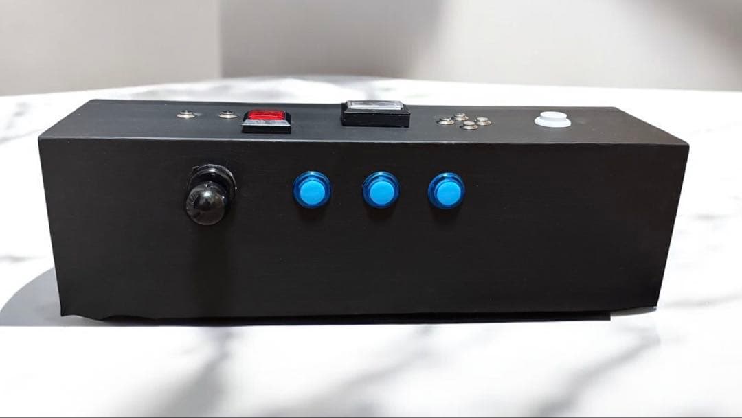 高性能光るパチスロコントローラー　りりー