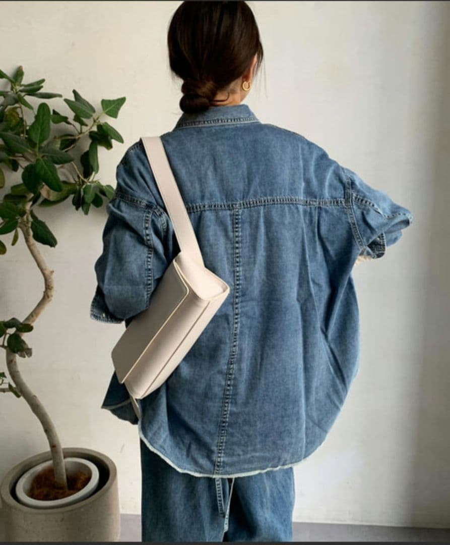 人気完売商品！新品　DOUDOU リヨセルデニムシャツ　2025年購入　ドゥドゥ