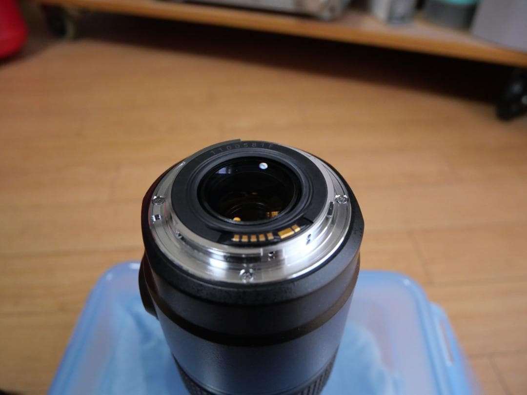 <週末値下げ>CANON ZOOM LENS EF75-300mm IS USM