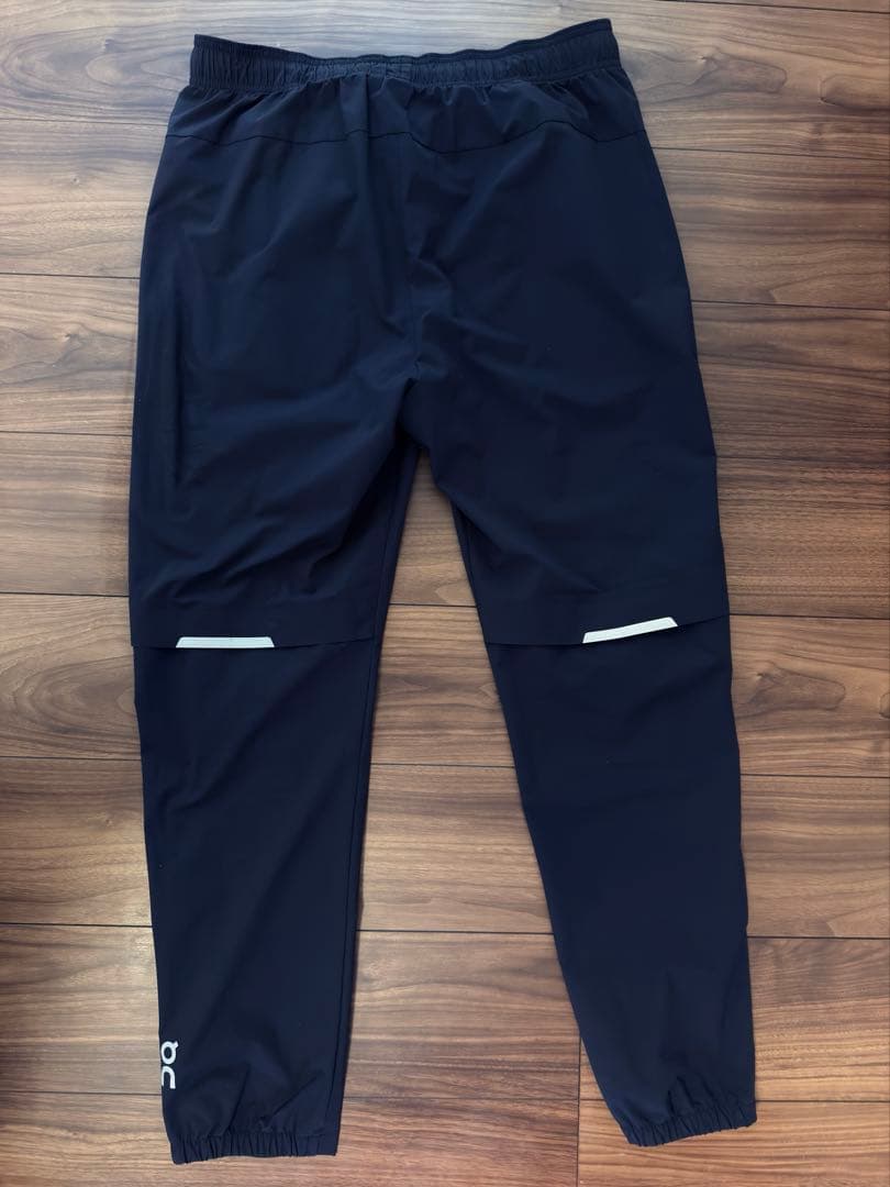 On CORE PANTS（サイズM）