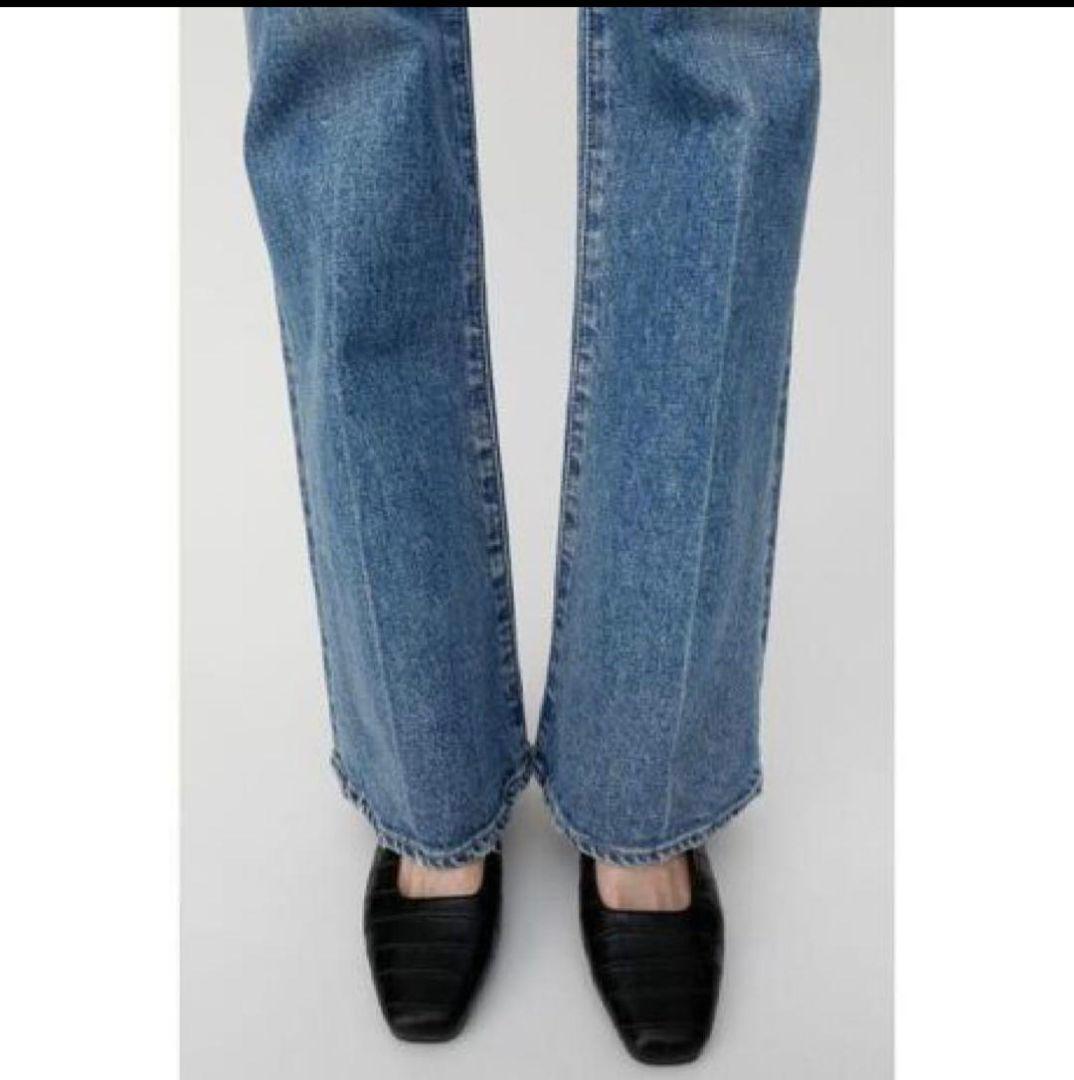 《t》新品　moussy 24 MVS FLARE デニム