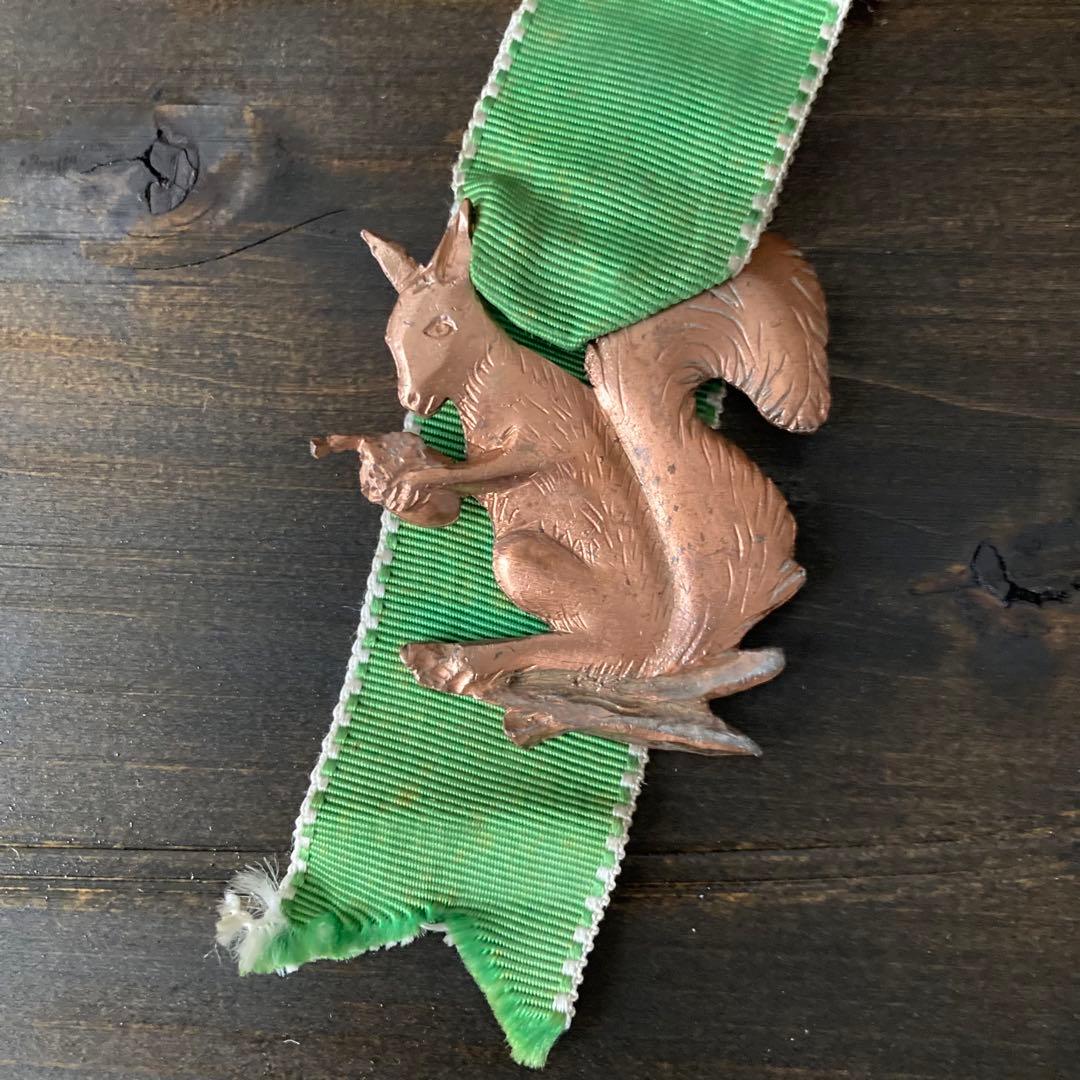 専用　リスのバッチ　ドイツ　ヴィンテージ