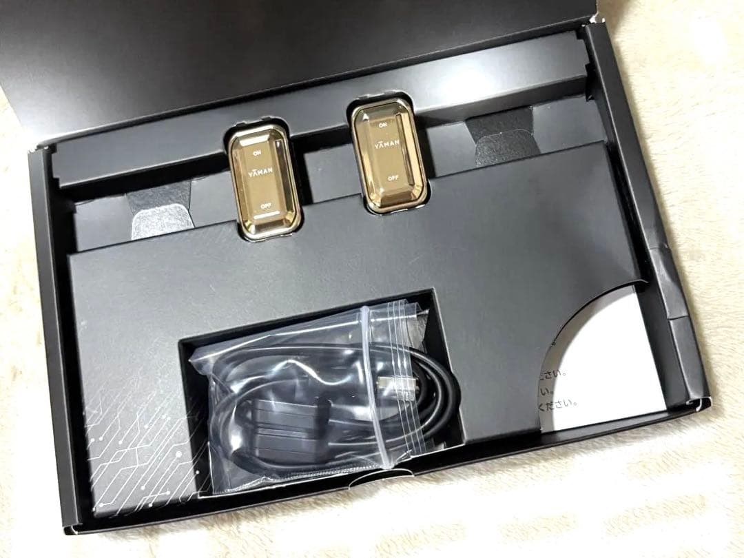 ヤーマン☆デザインリフトモア 美品 本体・目元シート6セット 最終値下☆