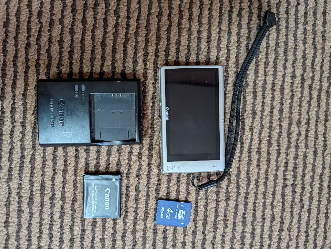 【ジャンク】Canon IXY 430F シルバー (タッチパネル不良・撮影可)