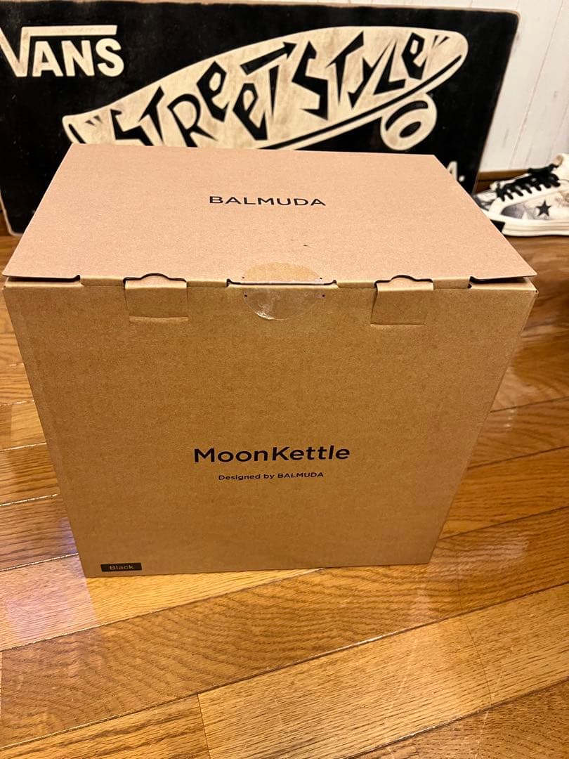 バルミューダ　ムーンケトル　温度調整機能付電気ケトル BK 定価27,500