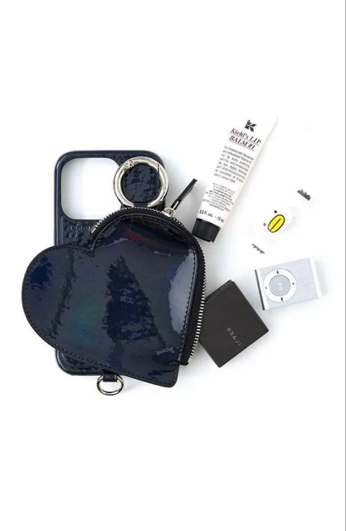 ハート型ポーチ付きブラックiPhone17ケース