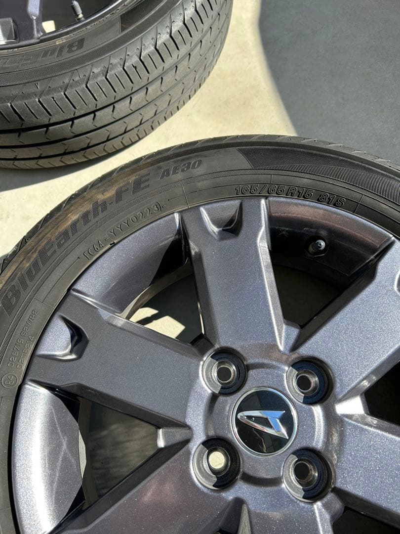 ダイハツ　タフト　純正15インチホイール・タイヤ4本セット(送料込み)