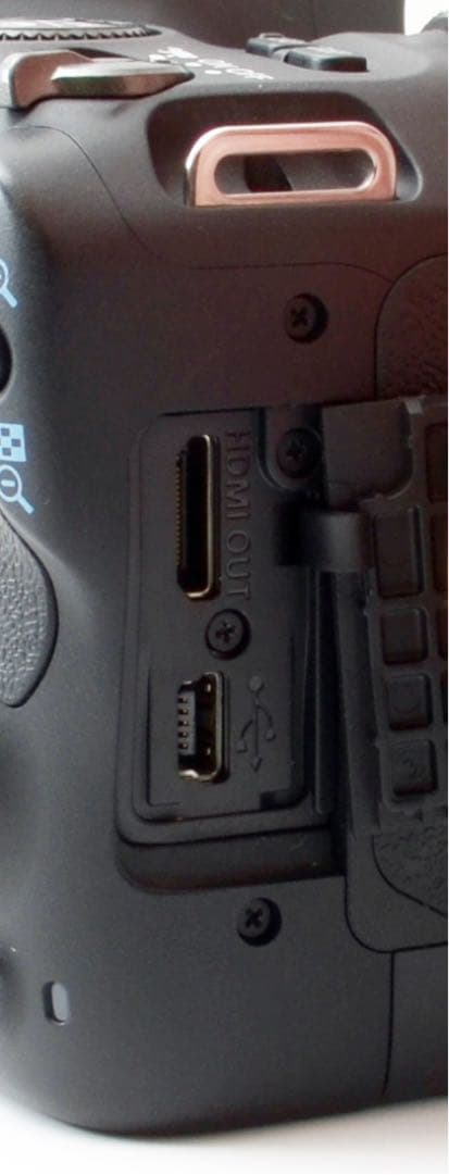 X7後継機！Canon EOS kiss X9★美品★Wi-Fi内蔵★すぐ使える