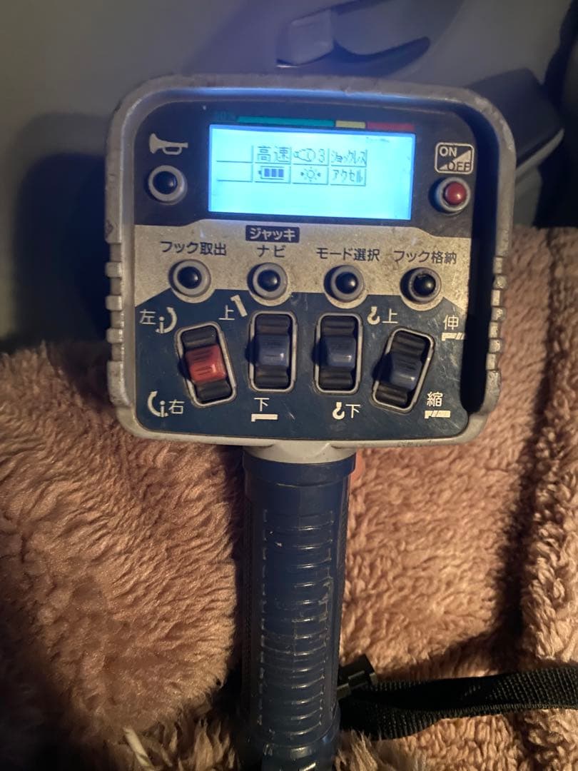 タダノ　クレーン　リモコン